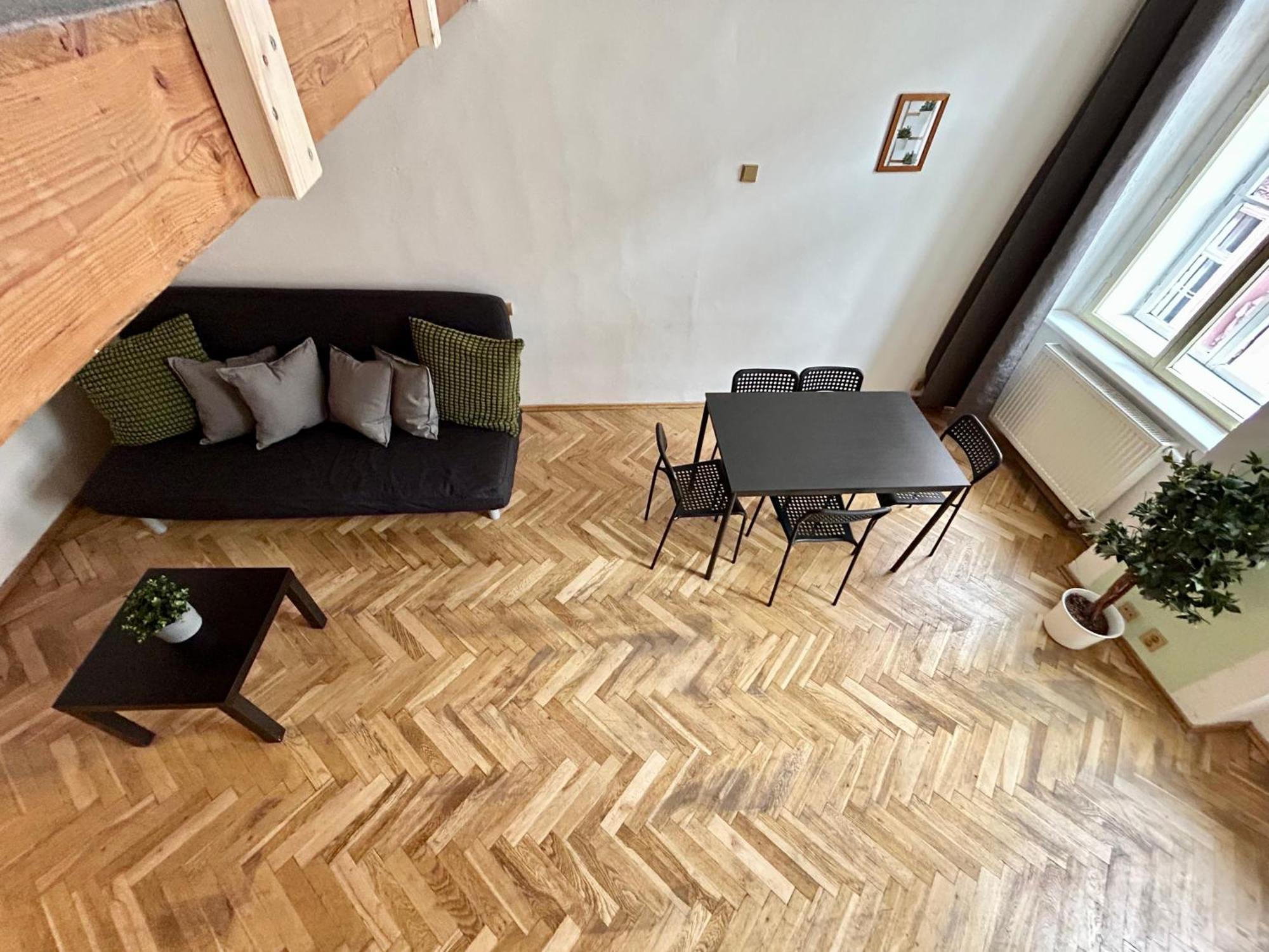 Apartament Party House - Ve Smeckach 18, Center!!